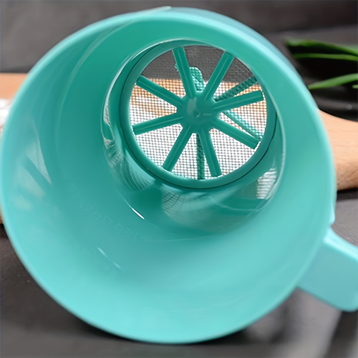 Baking Powder Kitchen - Coctelera de polvo de mano de