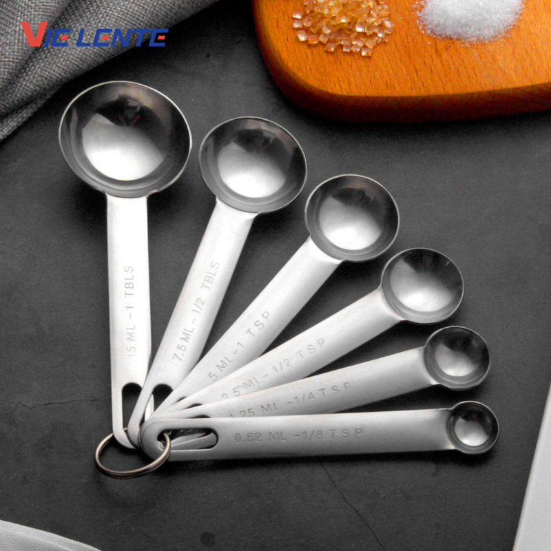 Cuchara medidora multiusos de  - Baking Powder Kitchen reseña y precio